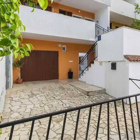 Πανσιόν Majic 3*