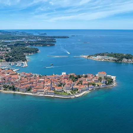 Majic Πανσιόν